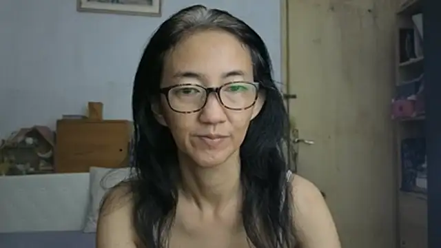 Snapshot of princessD077 chatting on 06.14.26 princessD077 online show from 06.14.26