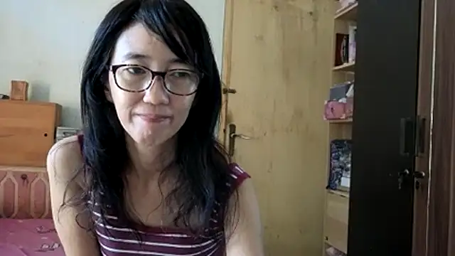 Snapshot of princessD077 chatting on 06.27.26 princessD077 online show from 06.27.26