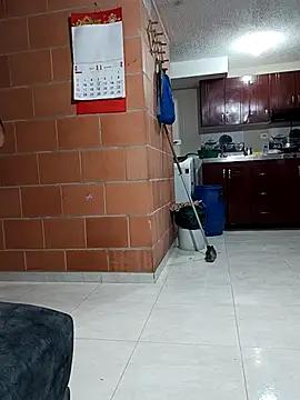 AmeliHoney online show from 11.28.25