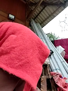 Snapshot of Sinhlinh2020 chatting on 02.14.26 Sinhlinh2020 online show from 02.14.26