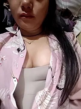 Snapshot of Sinhlinh2020 chatting on 02.17.26 Sinhlinh2020 online show from 02.17.26