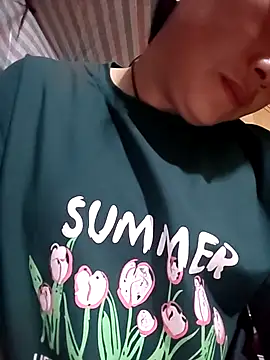 Snapshot of Sinhlinh2020 chatting on 02.28.26 Sinhlinh2020 online show from 02.28.26