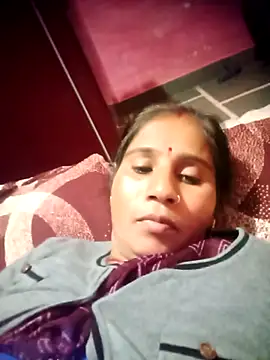 OliveGreen22 online show from 11.20.25