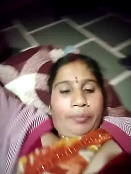 OliveGreen22 online show from 11.25.25