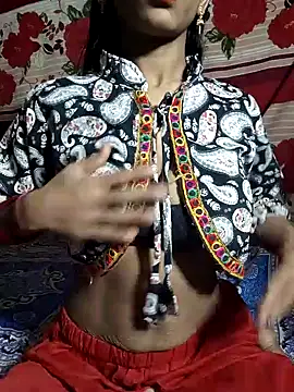 Itz Aisha   online show from 11.18.25