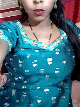Itz Aisha   online show from 04.15.26