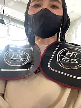 Snapshot of Phale2x chatting on 03.13.26 Phale2x online show from 03.13.26