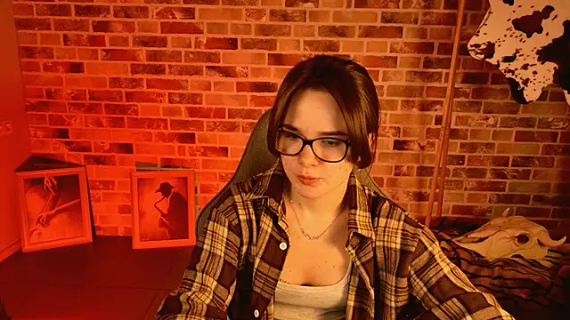 May Bloom online show from 02.26.26