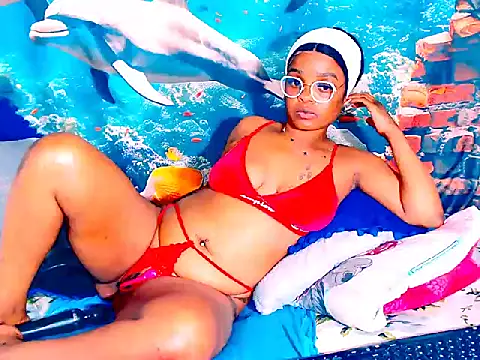 Cherrybootyjoy online show from 12.21.25