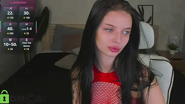 Snapshot of Eva_Mayers chatting on 11.25.25 Eva Mayers online show from 11.25.25