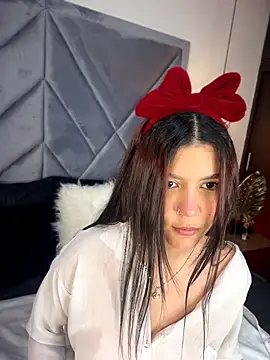 Snapshot of CherrySmirkXXX chatting on 02.14.26 CherrySmirkXXX online show from 02.14.26