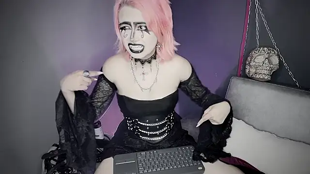 Snapshot of Navier__ chatting on 02.03.26 Navier online show from 02.03.26