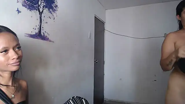 ricaslatinas1 online show from 02.25.26