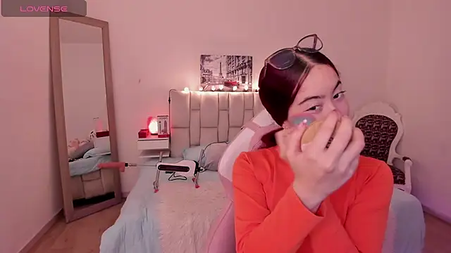 Snapshot of Amaraa_couper1 chatting on 02.18.26 Amaraa couper1 online show from 02.18.26