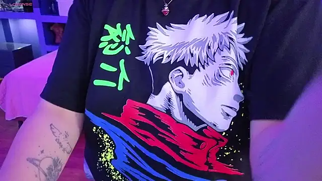 littlee red online show from 02.08.26