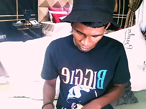 IndianThuggin online show from 04.25.26