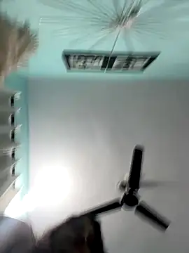 heenashai online show from 12.20.25