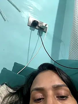 heenashai online show from 12.22.25