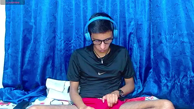 DavTwink3100 online show from 03.24.26