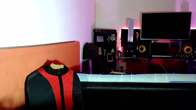 Black Paradice online show from 11.17.25