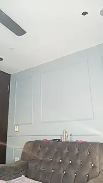 Snapshot of Orianabluee_ chatting on 11.30.25 Orianabluee online show from 11.30.25