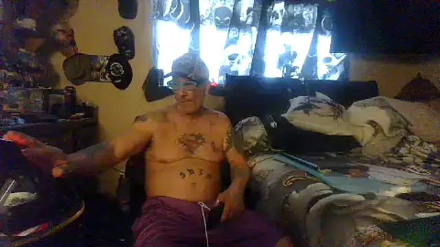 Snapshot of bigdaddyrooster chatting on 01.11.26 bigdaddyrooster online show from 01.11.26