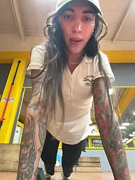 valeriahornier online show from 02.26.26