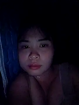 Snapshot of Squirrel-Pear chatting on 11.15.25 Squirrel-Pear online show from 11.15.25