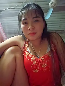 Snapshot of Squirrel-Pear chatting on 11.17.25 Squirrel-Pear online show from 11.17.25