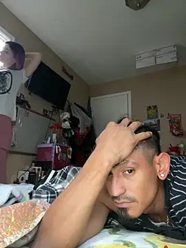 Snapshot of chocolatestrawberrydips chatting on 12.05.25 chocolatestrawberrydips online show from 12.05.25