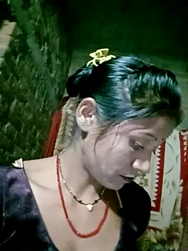 Snapshot of Hot_cauple_indian chatting on 11.12.25 Hot cauple indian online show from 11.12.25