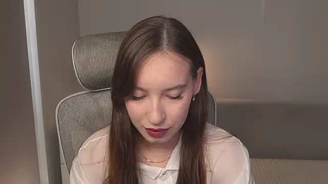 WhyEmmyCry online show from 07.03.26