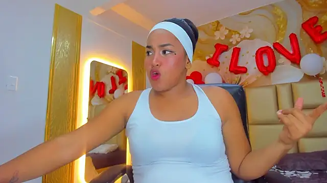 NahomiWalker  online show from 02.17.26