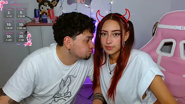 Snapshot of zelda_kuro chatting on 10.21.25 zelda kuro online show from 10.21.25