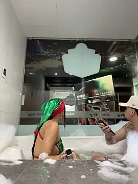 Snapshot of zelda_kuro chatting on 11.12.25 zelda kuro online show from 11.12.25