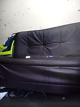 Snapshot of Supreme_makaveli chatting on 10.27.25 Supreme makaveli online show from 10.27.25