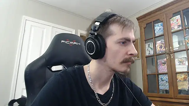 Snapshot of CasuallyCorrupt chatting on 11.27.25 CasuallyCorrupt online show from 11.27.25