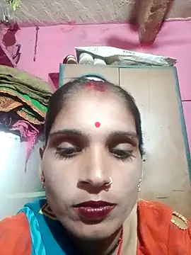 Snapshot of queen_sonam chatting on 10.21.25 queen sonam online show from 10.21.25