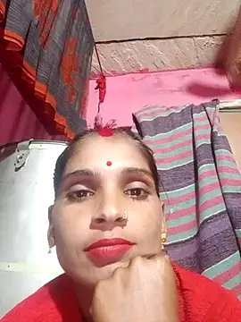 Snapshot of queen_sonam chatting on 10.28.25 queen sonam online show from 10.28.25