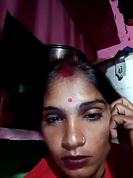 Snapshot of queen_sonam chatting on 11.10.25 queen sonam online show from 11.10.25