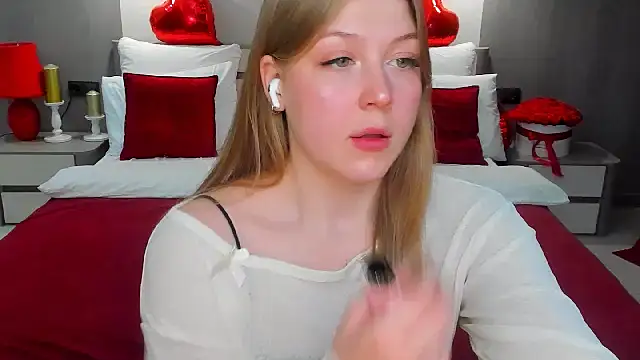 Stella Light online show from 02.27.26