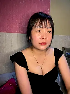 Butterfly kee online show from 10.25.25