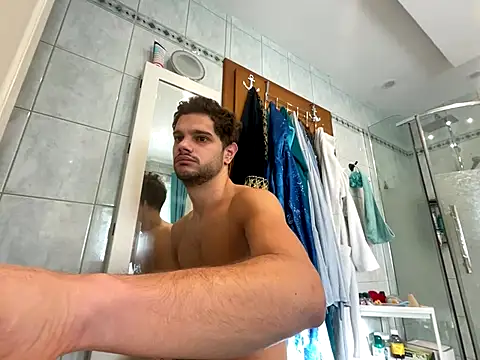 Snapshot of youngboyformommy24 chatting on 10.29.25 youngboyformommy24 online show from 10.29.25