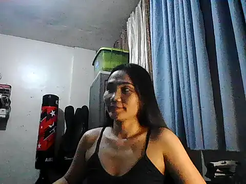 Snapshot of Sexytummy26 chatting on 11.27.25 Sexytummy26 online show from 11.27.25