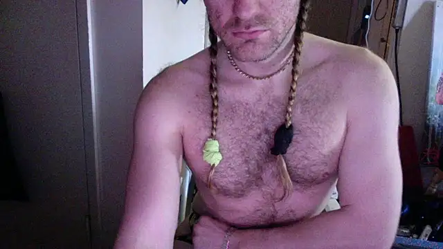 Snapshot of LSDsexslave chatting on 05.11.26 LSDsexslave online show from 05.11.26