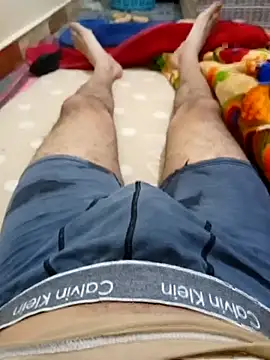 Snapshot of wivolove chatting on 04.15.26 wivolove online show from 04.15.26