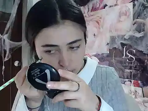 KittenMiss  online show from 10.28.25