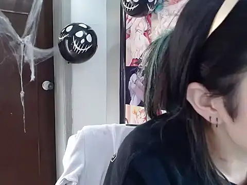 KittenMiss  online show from 10.29.25