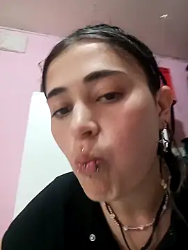 KittenMiss  online show from 11.19.25