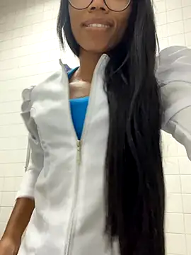 Snapshot of raphaelasoares chatting on 11.23.25 raphaelasoares online show from 11.23.25